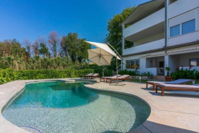 Apartments Pool